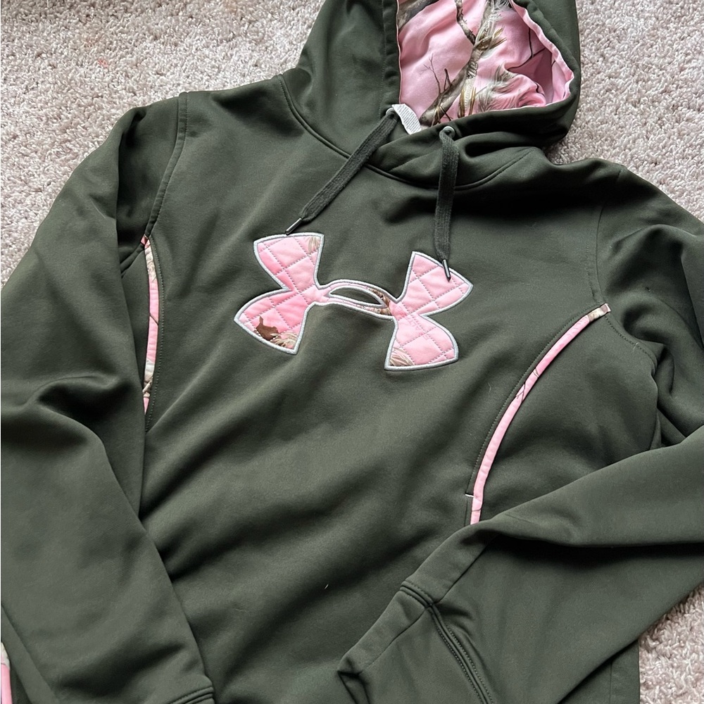 Under Armour sweatshirt - dark green/pink camo
